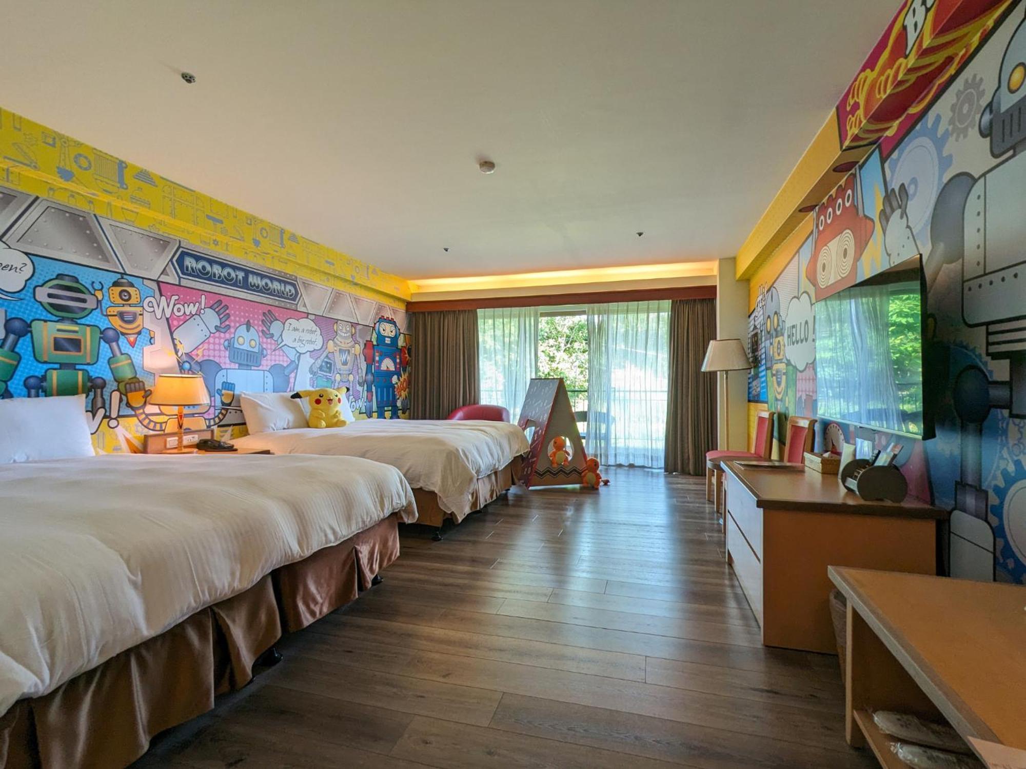 Howard Beach Resort Kenting Exterior foto A room at Legoland Hotel